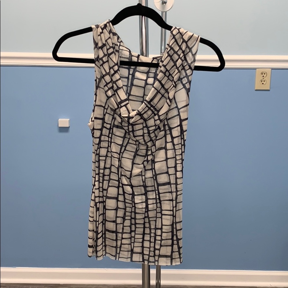 Square Patterned Top